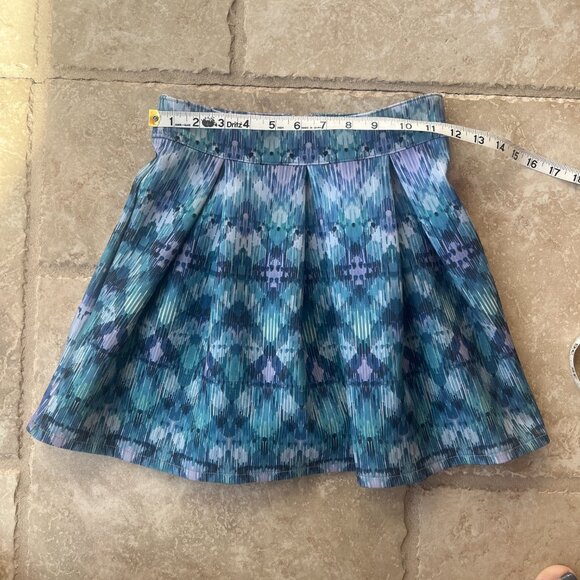 Aeropostale Blue Patterned Mini Skirt | Size XS - Picture 3 of 9